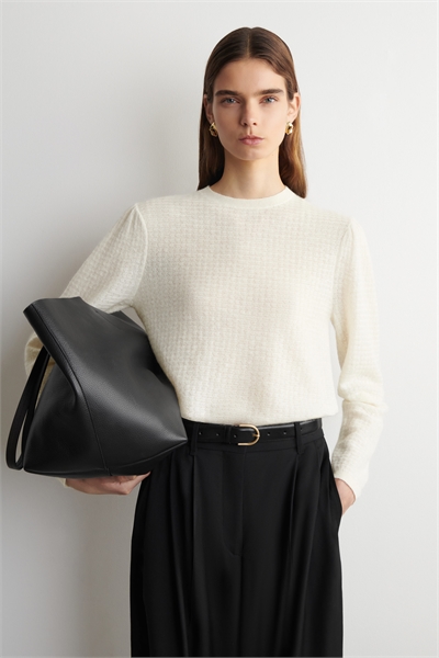 Свитер из мохера с зигзагообразным узором артикул 1323965001