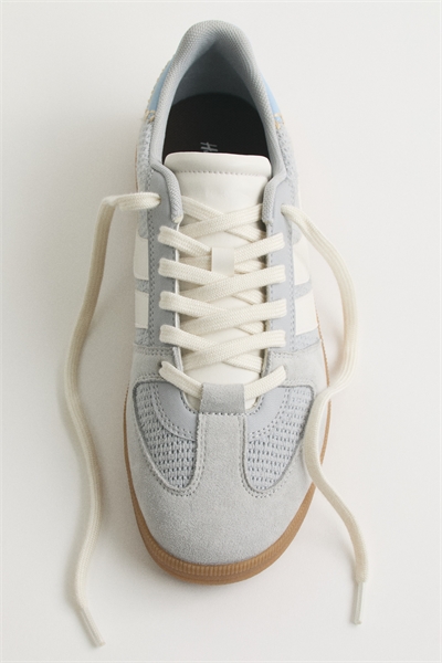 Кроссовки артикул 1273075012