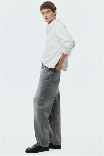 Широкие джинсы артикул 0979945077