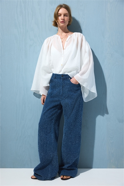 Джинсы с высокой талией и расклешенными брючинами из букле артикул 1322113001