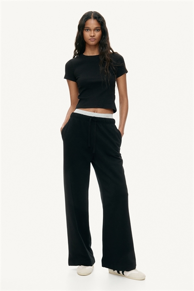 Джоггеры с прямыми брючинами артикул 1330301005