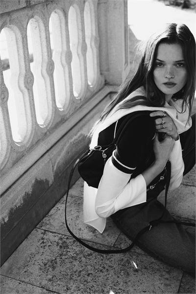 Вязаная футболка артикул 1331079001