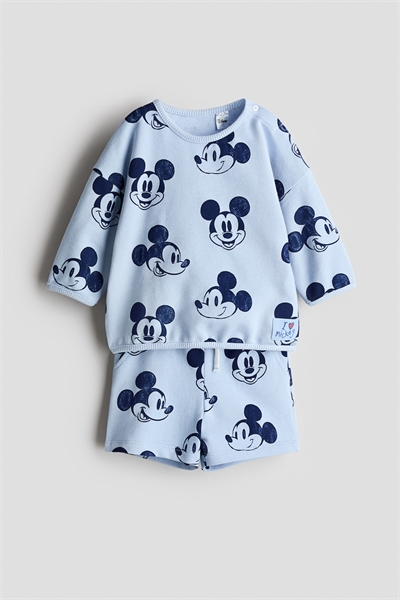 Комплект из 2 предметов: толстовка и шорты артикул 1338289002