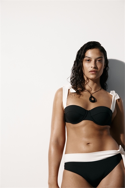 Бюстгальтер-бикини с балконеткой артикул 1315161001