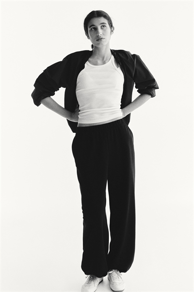 Свободные джоггеры артикул 1341578001