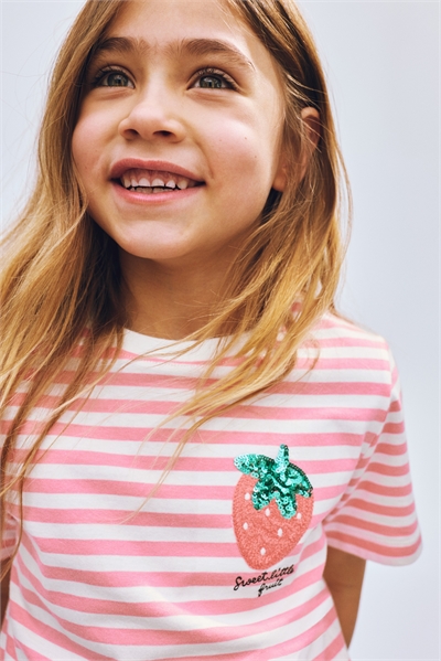 Футболка с узором из деталей артикул 1302424020