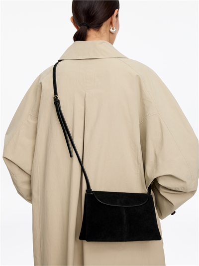 Сумка через плечо из замши артикул 1320750002