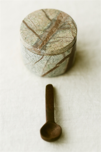 Мраморная банка для соли артикул 1304785002