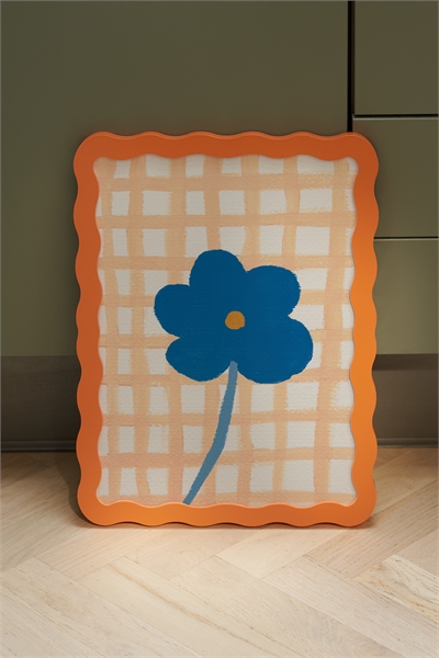 Волнистая деревянная рамка для фотографий артикул 1358022007