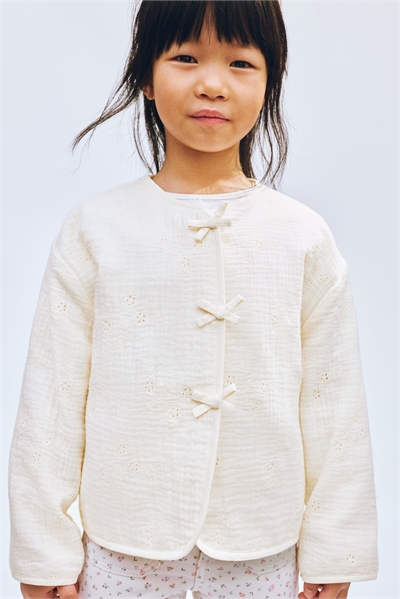 Муслиновая куртка с бантиком артикул 1314146001