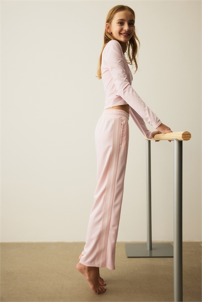 Спортивные штаны свободного кроя с технологией DryMove™ артикул 1314540003