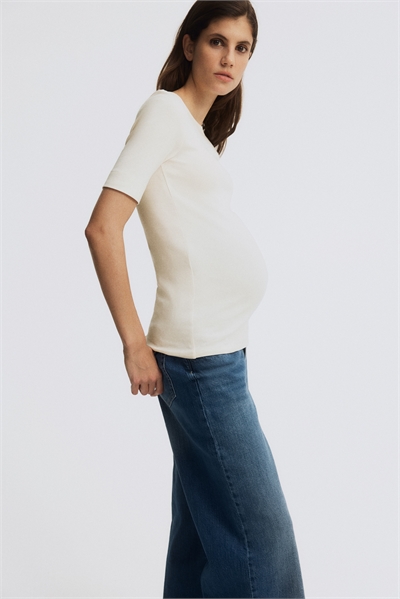 Футболка MAMA с приталенным кроем артикул 1331620003