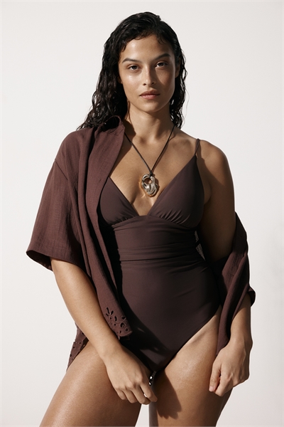 Купальник средней формы артикул 1311794001