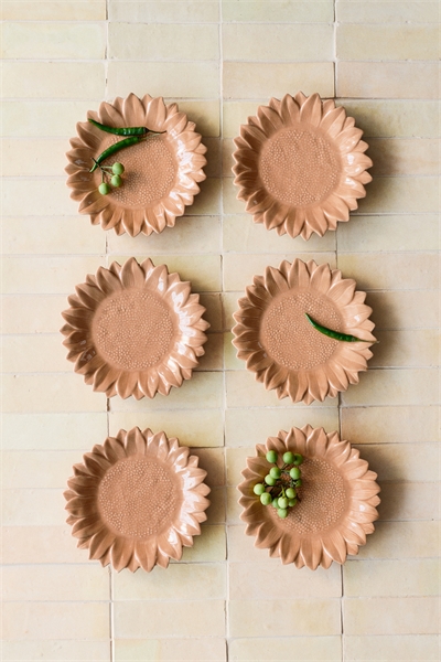 Средняя тарелка в форме подсолнуха артикул 1283741005