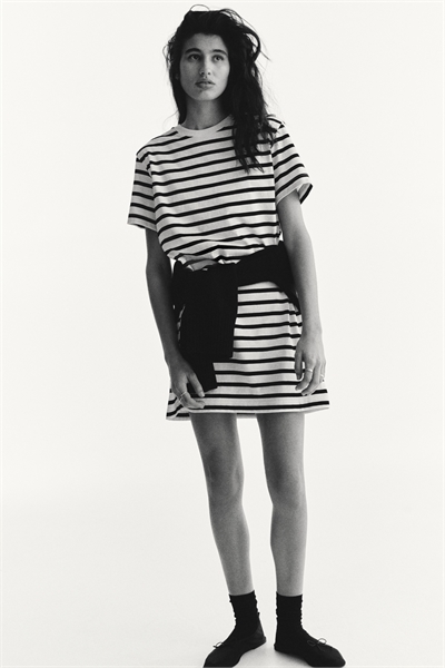 Платье-футболка артикул 1278156004