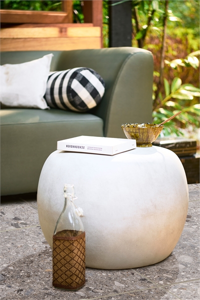 Журнальный столик Pebble артикул 1234031001