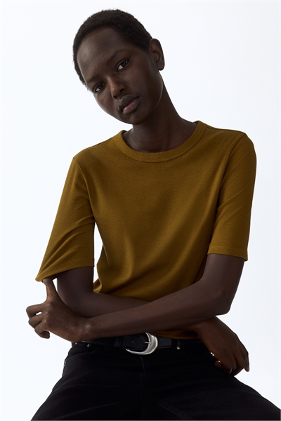 Ребристая футболка артикул 1323017008