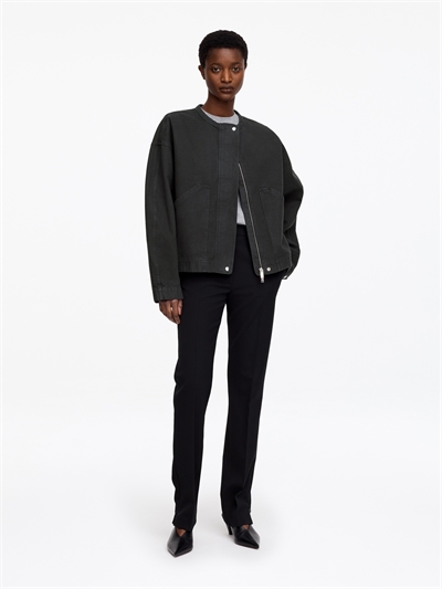 Хлопковая куртка артикул 1336730001