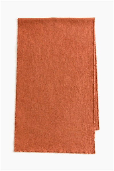 Настольная дорожка с бахромой из льняного бленда артикул 1289350005