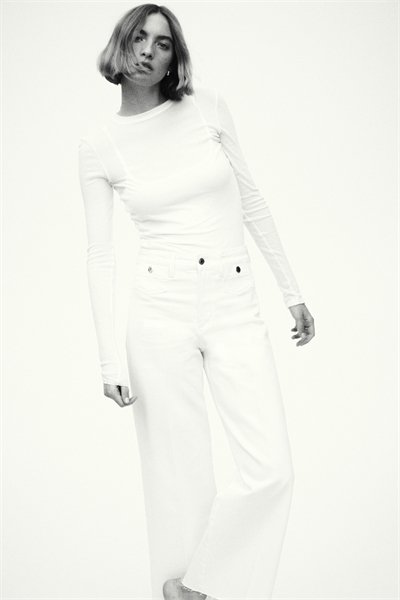 Джинсы с широкой высокой талией и укороченной длиной артикул 1324699001