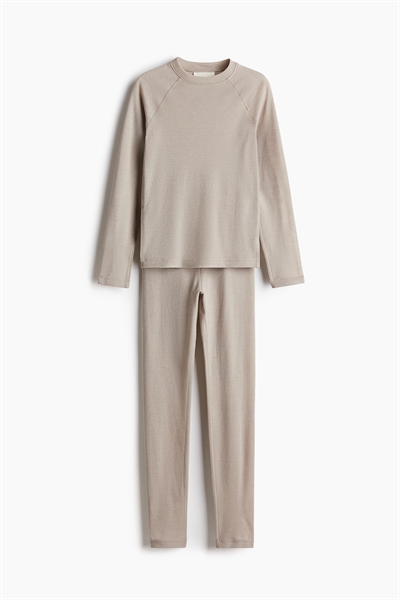 Комплект термобелья из шерсти артикул 1239055003