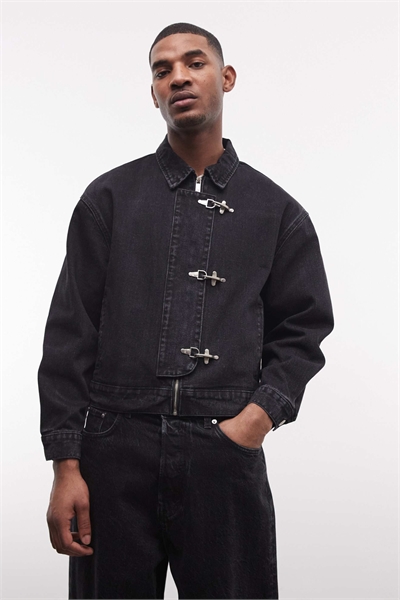 Куртка Харрингтон с пряжками, черного цвета артикул 155177609