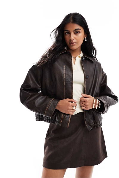 Бомбер с эффектом винтажной кожи артикул 142681583