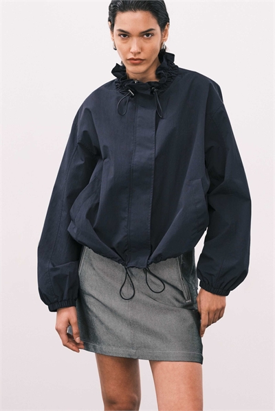 Спортивная куртка Bubble из нейлона артикул 143080355