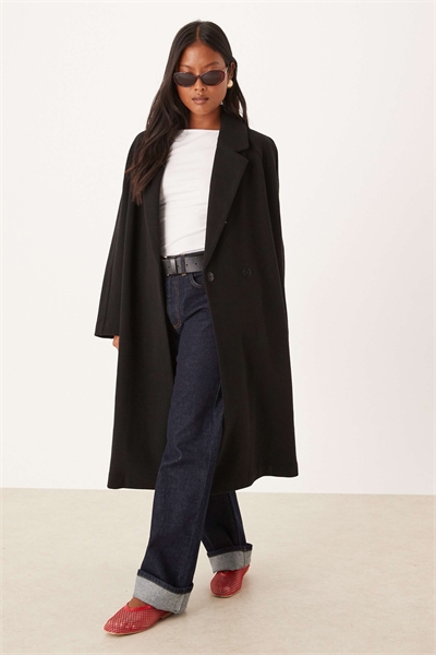 ASOS DESIGN Petite пальто-накидка черного цвета артикул 152388028