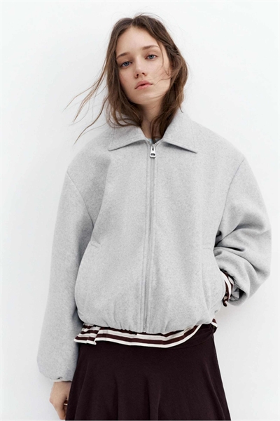 Мягкая куртка-балон артикул 155454850