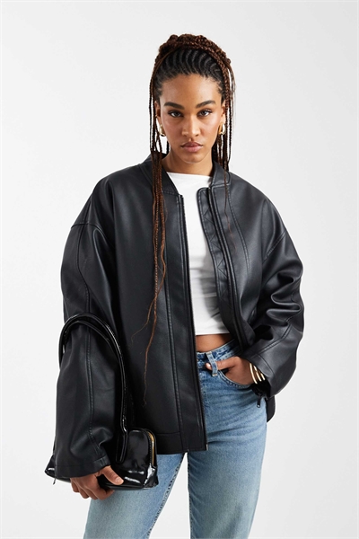 ASOS DESIGN Длинная кожаная куртка в стиле байкера с стеганой подкладкой артикул 151222222