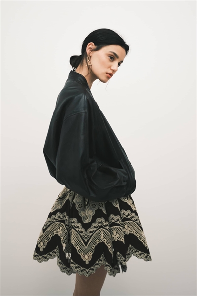 Бомбер свободного кроя с эффектом вымытой кожи артикул 152155185