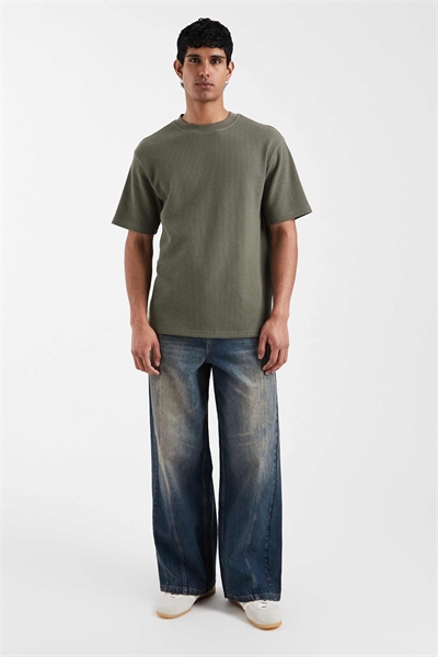 Широкие джинсы артикул 155175444