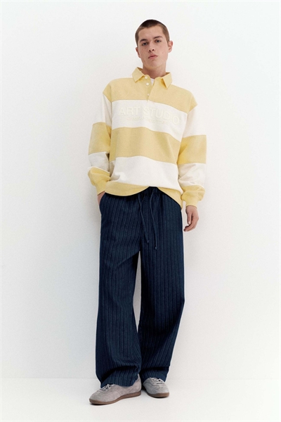 Джоггеры из джинсовой ткани в полоску артикул 155632226