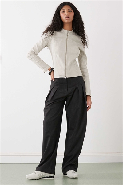 Куртка на молнии артикул 154840040