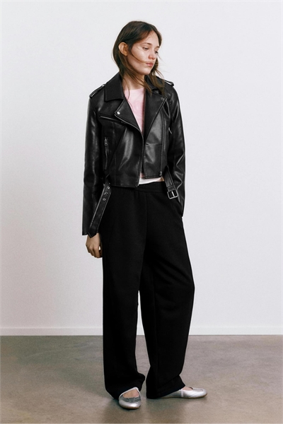 Куртка-косуха с эффектом кожи артикул 155454822