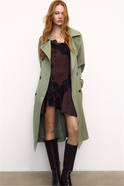 Длинный плащ хаки артикул 155425937