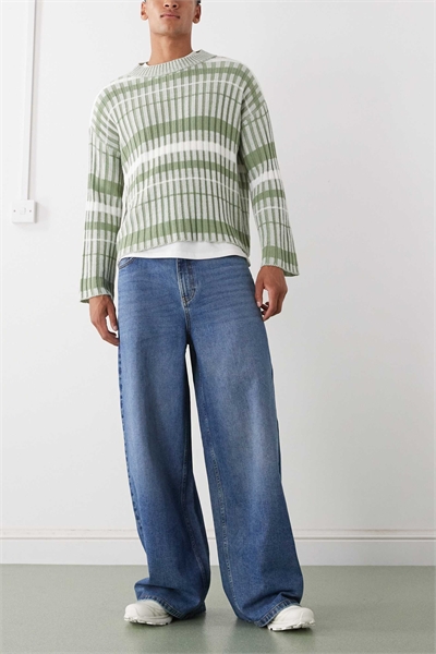 Джинсы X003 с широкими брючинами и средней посадкой артикул 148410114