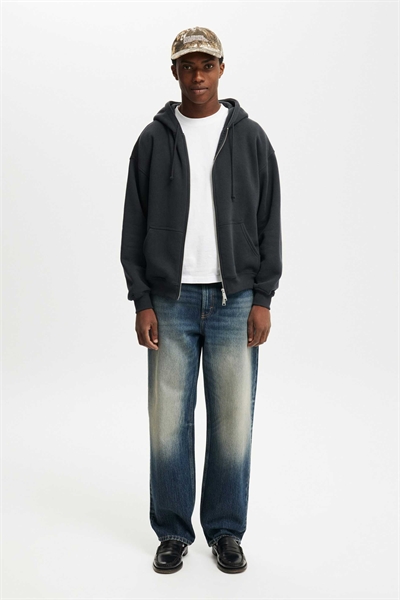 Джинсы-багги артикул 150596489