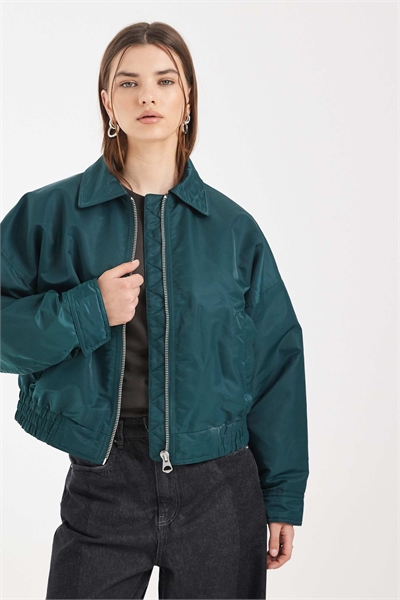 Нейлоновая куртка-бомбер артикул 151305399