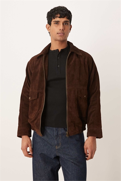 Куртка-бомбер из натуральной замши артикул 150571072