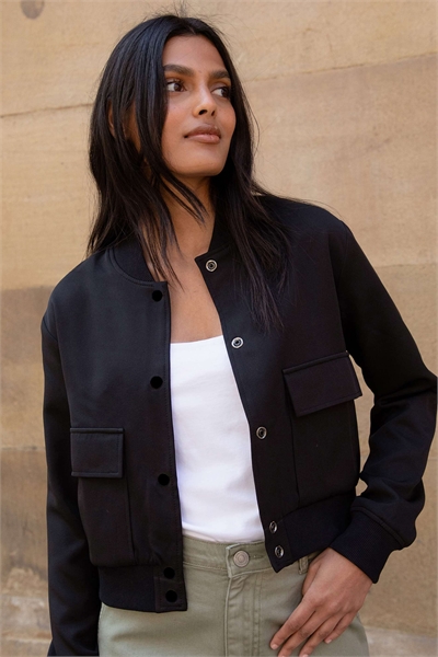 Универсальная бомбер-куртка с накладными карманами «Phia» артикул 152719714