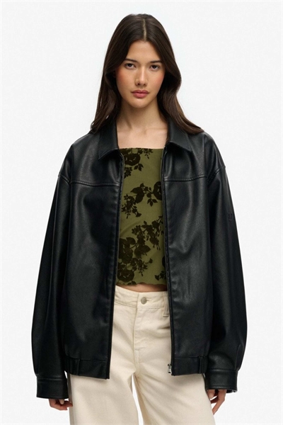 Оверсайз-куртка-бомбер с воротником черного цвета артикул 155932872