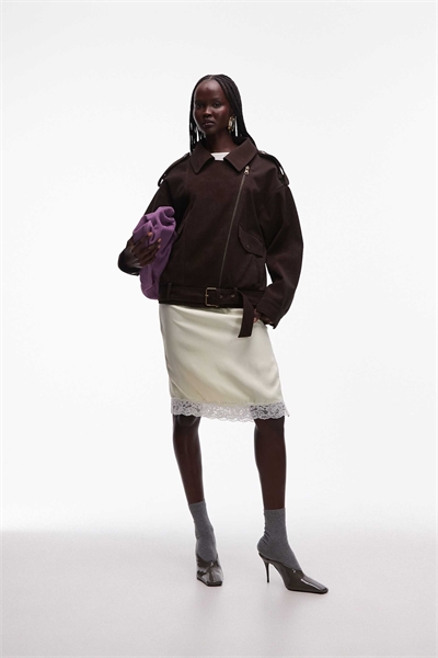 Кожаная куртка-косуха свободного кроя артикул 151097372