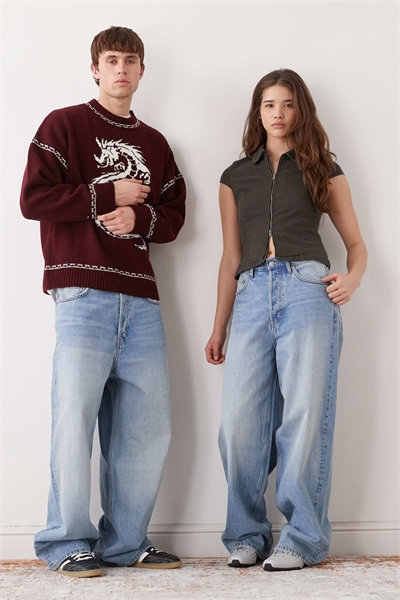 Джинсы Astro унисекс с низкой посадкой и свободным кроем артикул 154840095