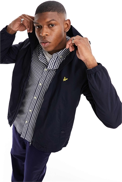 Куртка с капюшоном и молнией Lyle & Scott артикул 133399999