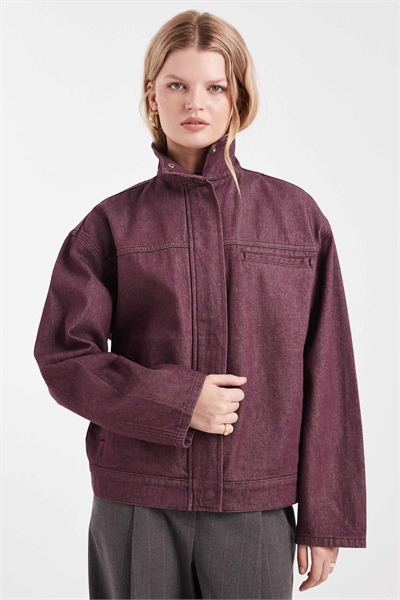 Джинсовая куртка с воротником-воронкой артикул 153518758