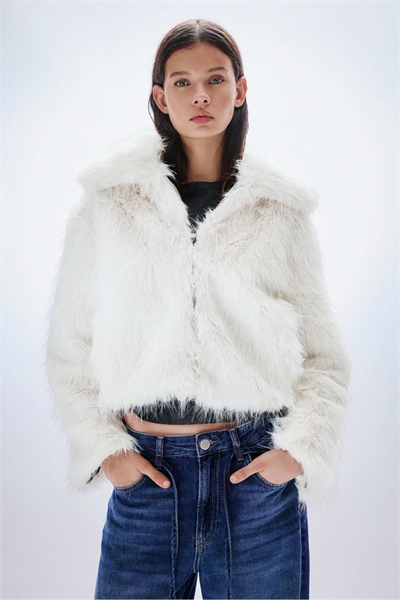 Куртка из искусственного меха артикул 154727438