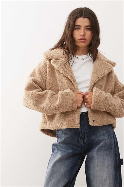 Укороченная куртка-тедди артикул 147665002
