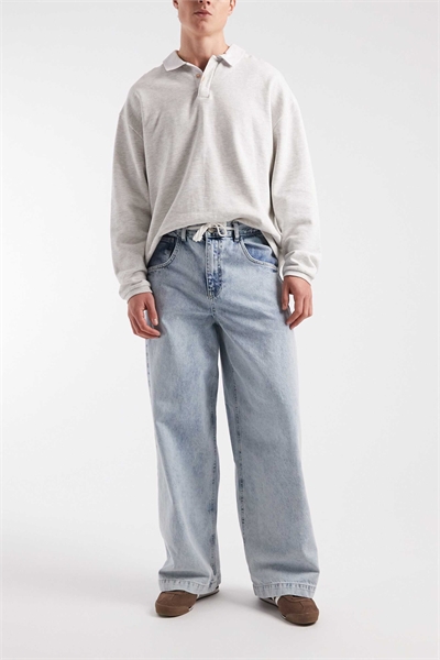 Широкие джинсы артикул 152865429